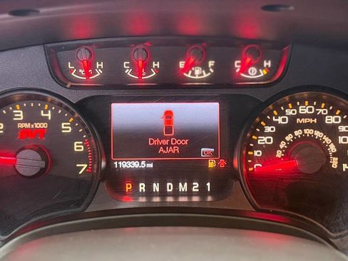 Used 2014 Ford F150 Raptor w/ Equipment Group 801A Luxury image 26