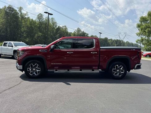 Used 2022 GMC Sierra 1500 SLT w/ SLT Premium Plus Package AWD/4WD image 25
