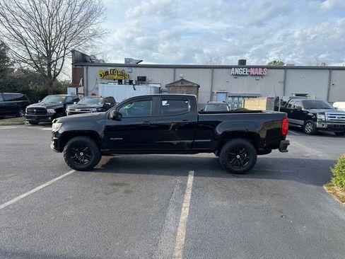 Used 2020 Chevrolet Colorado W/T w/ Custom Special Edition image 4