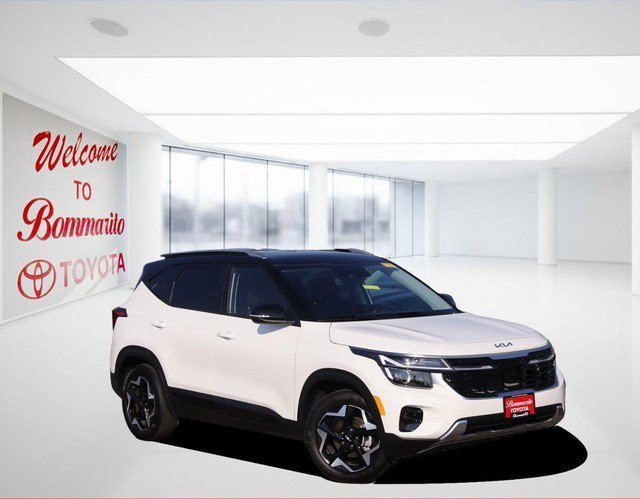 Used 2026 Kia Seltos S FWD image 2