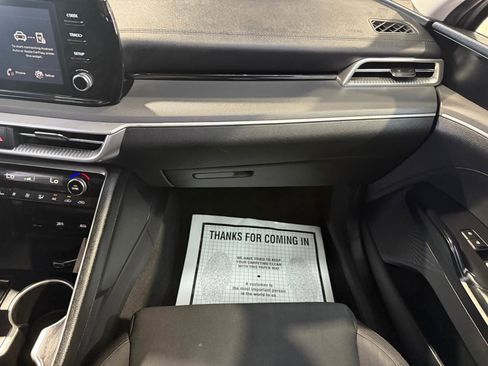 Used 2021 Kia K5 LXS image 22