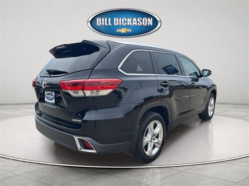Used 2019 Toyota Highlander Limited image 10