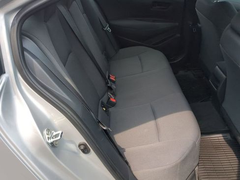 Used 2022 Toyota Corolla LE image 15