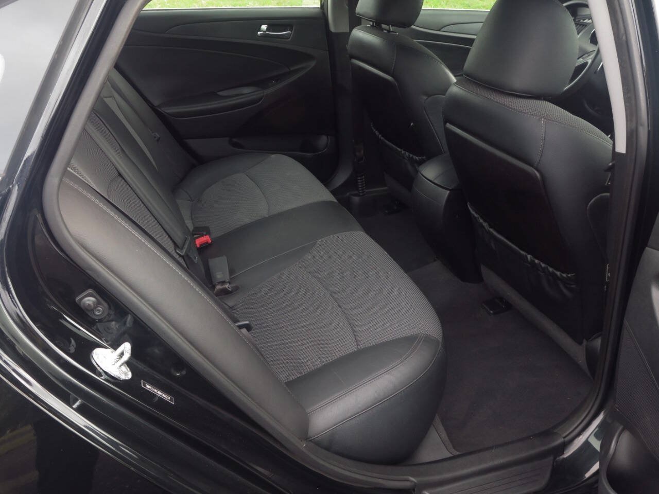 Used 2013 Hyundai Sonata SE FWD image 15