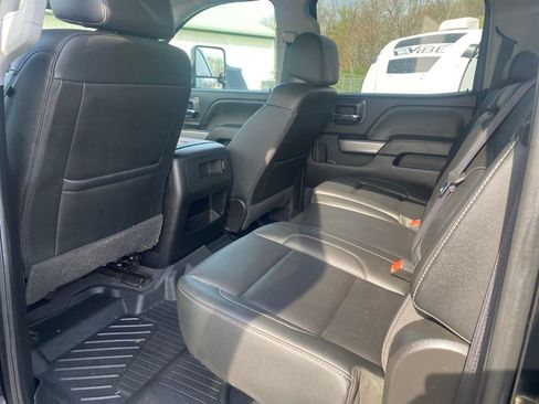Used 2019 Chevrolet Silverado 2500 LTZ w/ Duramax Plus Package AWD/4WD image 28
