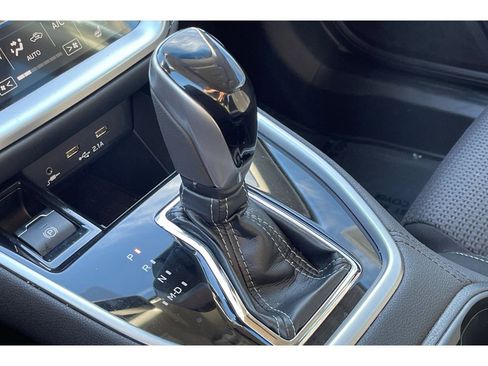 Certified 2022 Subaru Outback Premium image 32