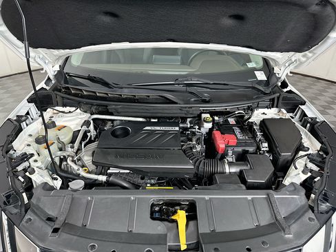 Used 2023 Nissan Rogue SV AWD/4WD image 31