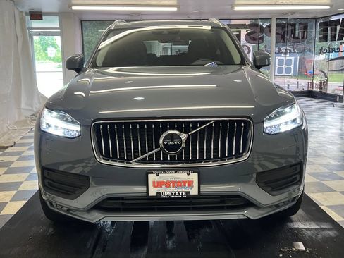 Used 2022 Volvo XC90 T5 Momentum w/ Climate Package AWD/4WD image 2