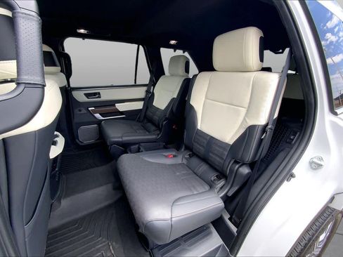 Used 2024 Toyota Sequoia Capstone AWD/4WD image 21