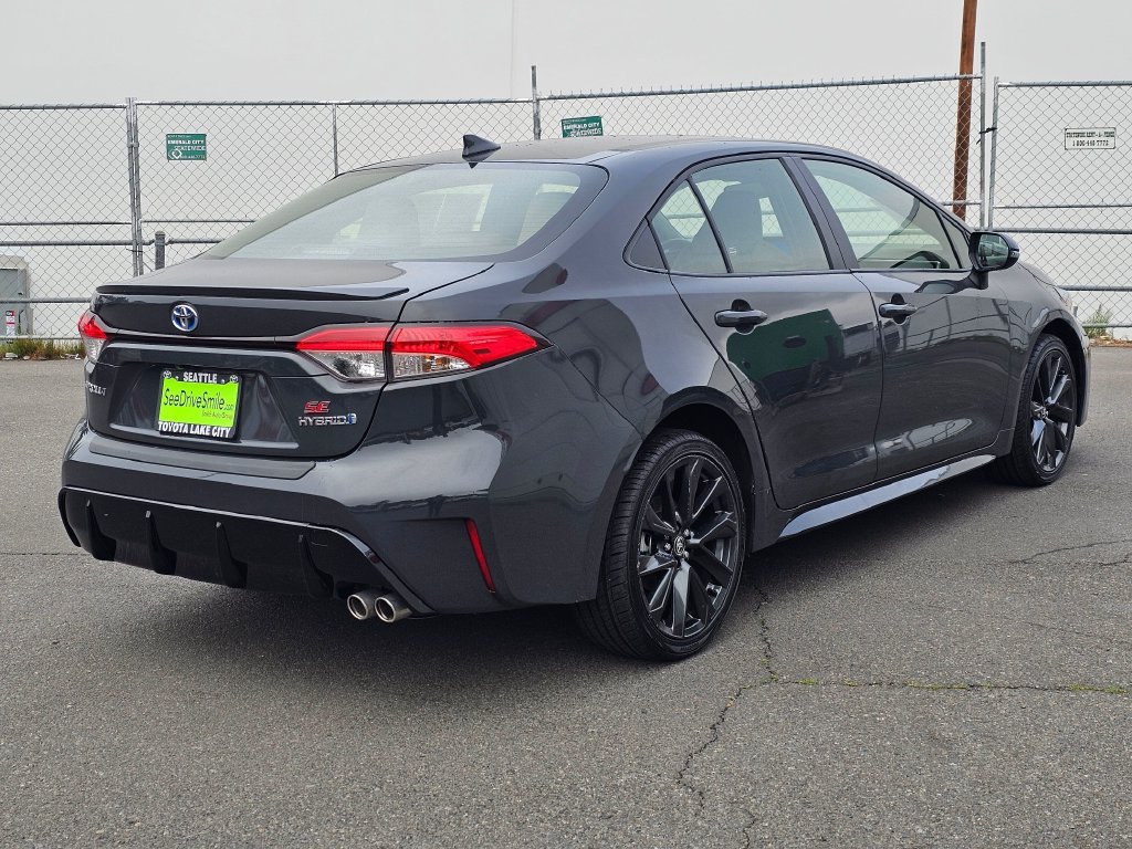 Certified 2024 Toyota Corolla SE FWD image 7