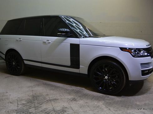 Used 2016 Land Rover Range Rover HSE image 31