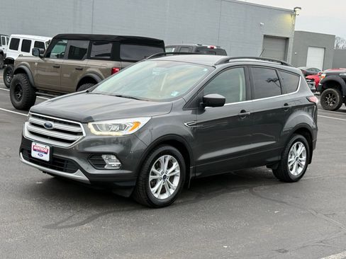 Used 2018 Ford Escape SEL image 7