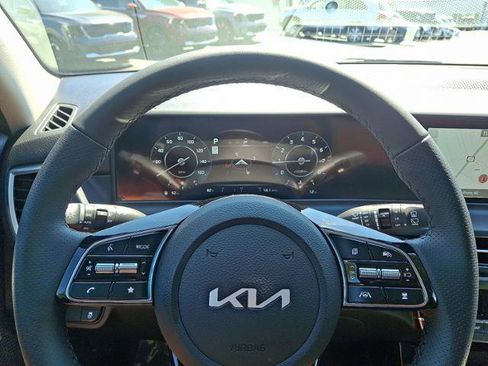 New 2026 Kia Seltos SX image 9