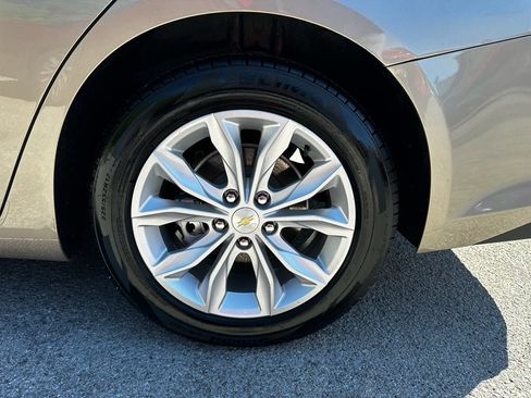 Used 2023 Chevrolet Malibu LT FWD image 33