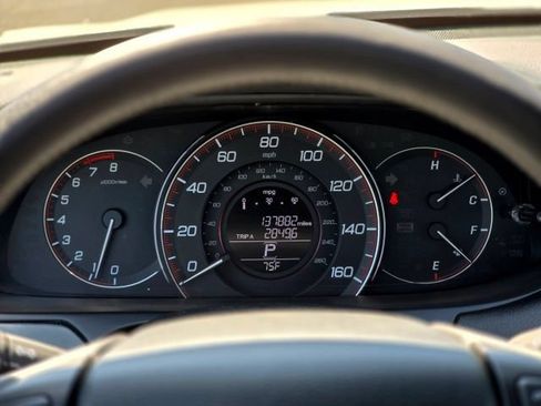 Used 2015 Honda Accord Sport image 18