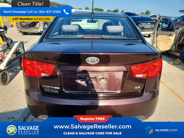 Used 2011 Kia Forte EX w/ Fuel Economy Pkg FWD image 8