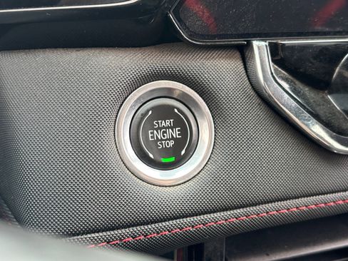 Used 2023 Chevrolet Colorado Z71 w/ Z71 Convenience Package 2 image 28