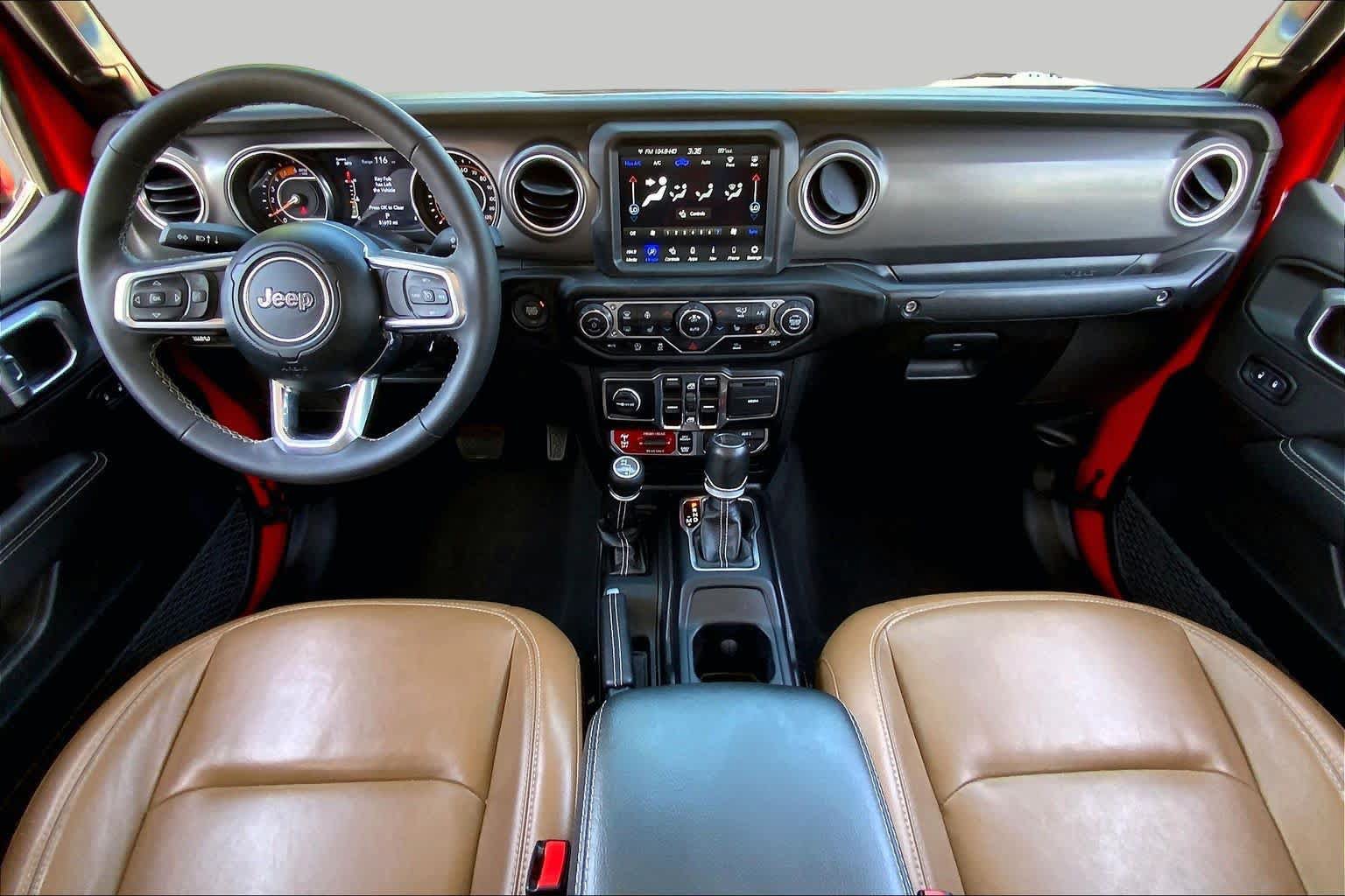 Used 2023 Jeep Gladiator Rubicon w/ Cold Weather Group AWD/4WD image 16