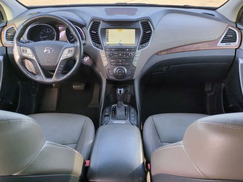 Used 2017 Hyundai Santa Fe Limited image 15