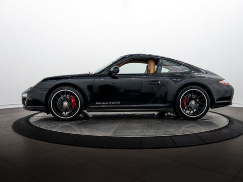 Used 2012 Porsche 911 GT3 RS image 2