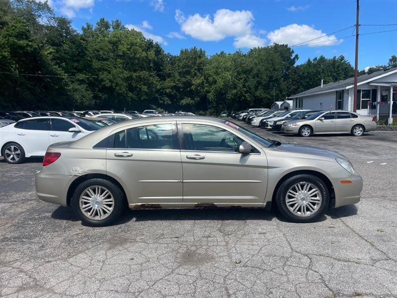 Used 2007 Chrysler Sebring Touring FWD image 4