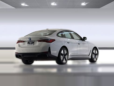 Used 2023 BMW i4 eDrive40 w/ Premium Package RWD image 8