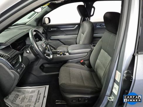 Certified 2025 GMC Acadia Elevation image 9