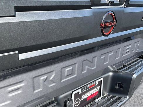 New 2026 Nissan Frontier PRO-4X w/ Pro-4x Convenience Package image 13