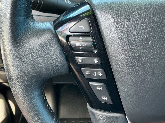 Used 2023 Nissan Armada SL w/ Midnight Edition Package RWD image 18