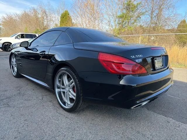 Used 2017 Mercedes-Benz SL 550 image 5