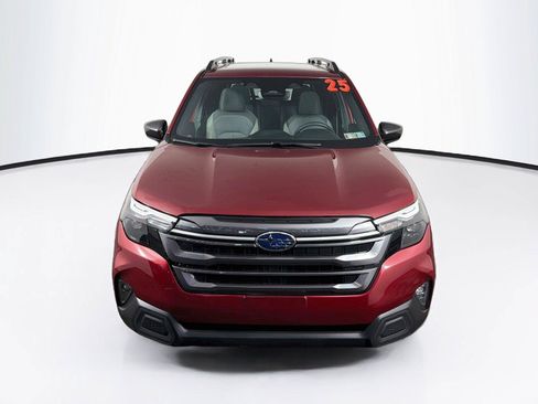 Used 2025 Subaru Forester Premium w/ Convenience Package #1 AWD/4WD image 13