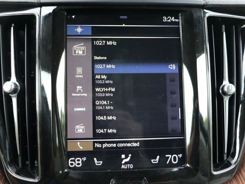 Used 2019 Volvo XC60 T6 Inscription w/ Protection Package Premier AWD/4WD image 27