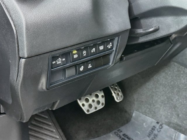 Used 2025 Toyota Tundra Limited w/ TRD Off-Road Package AWD/4WD image 10