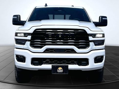 New 2026 RAM 2500 Big Horn AWD/4WD image 6