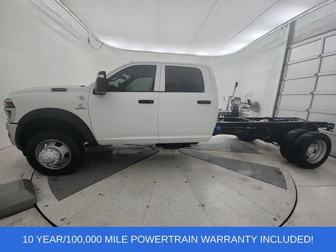 New 2026 RAM 5500 Tradesman w/ Chrome Appearance Group AWD/4WD image 5
