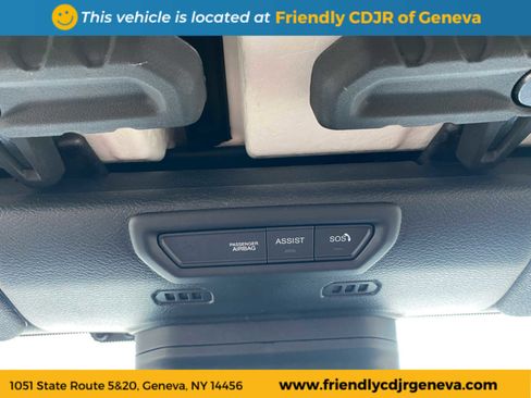 Used 2023 Jeep Wrangler Unlimited Rubicon w/ Steel Bumper Group image 18