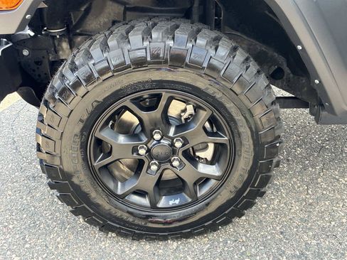 Used 2022 Jeep Wrangler Unlimited Sport AWD/4WD image 17
