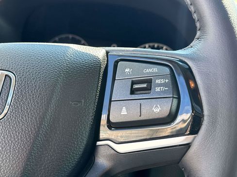 Used 2025 Honda Odyssey EX-L image 26