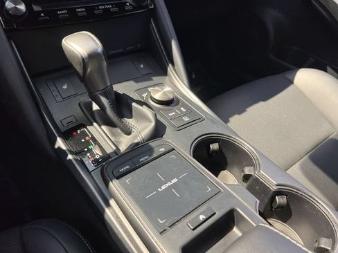 Used 2024 Lexus IS 350 F Sport RWD image 26