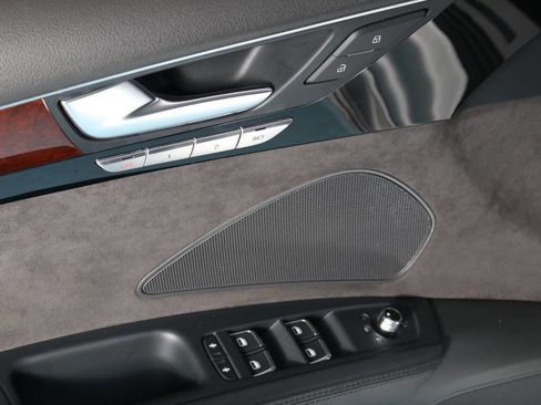 Used 2013 Audi A8 L 4.0T w/ Comfort Pkg image 32