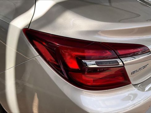 Used 2015 Buick Regal FWD image 28