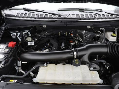 Used 2025 Ford Expedition Platinum w/ Stealth Appearance Package AWD/4WD image 30