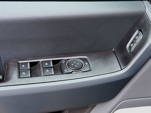 Used 2023 Ford F150 XLT image 23