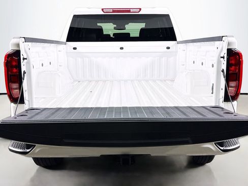 New 2026 GMC Sierra 1500 Elevation image 26