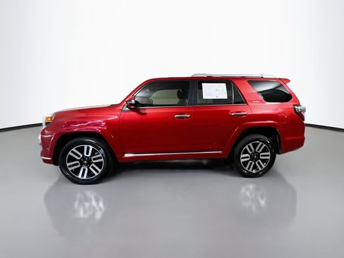 Used 2022 Toyota 4Runner Limited AWD/4WD image 9