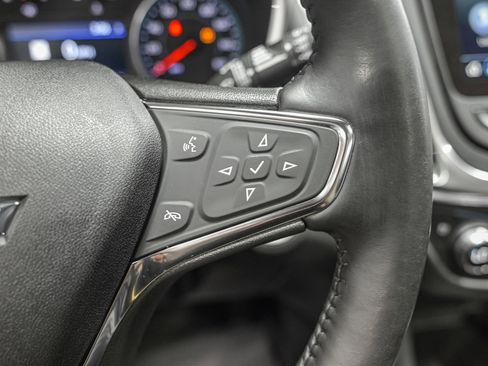 Used 2021 Chevrolet Equinox Premier image 22