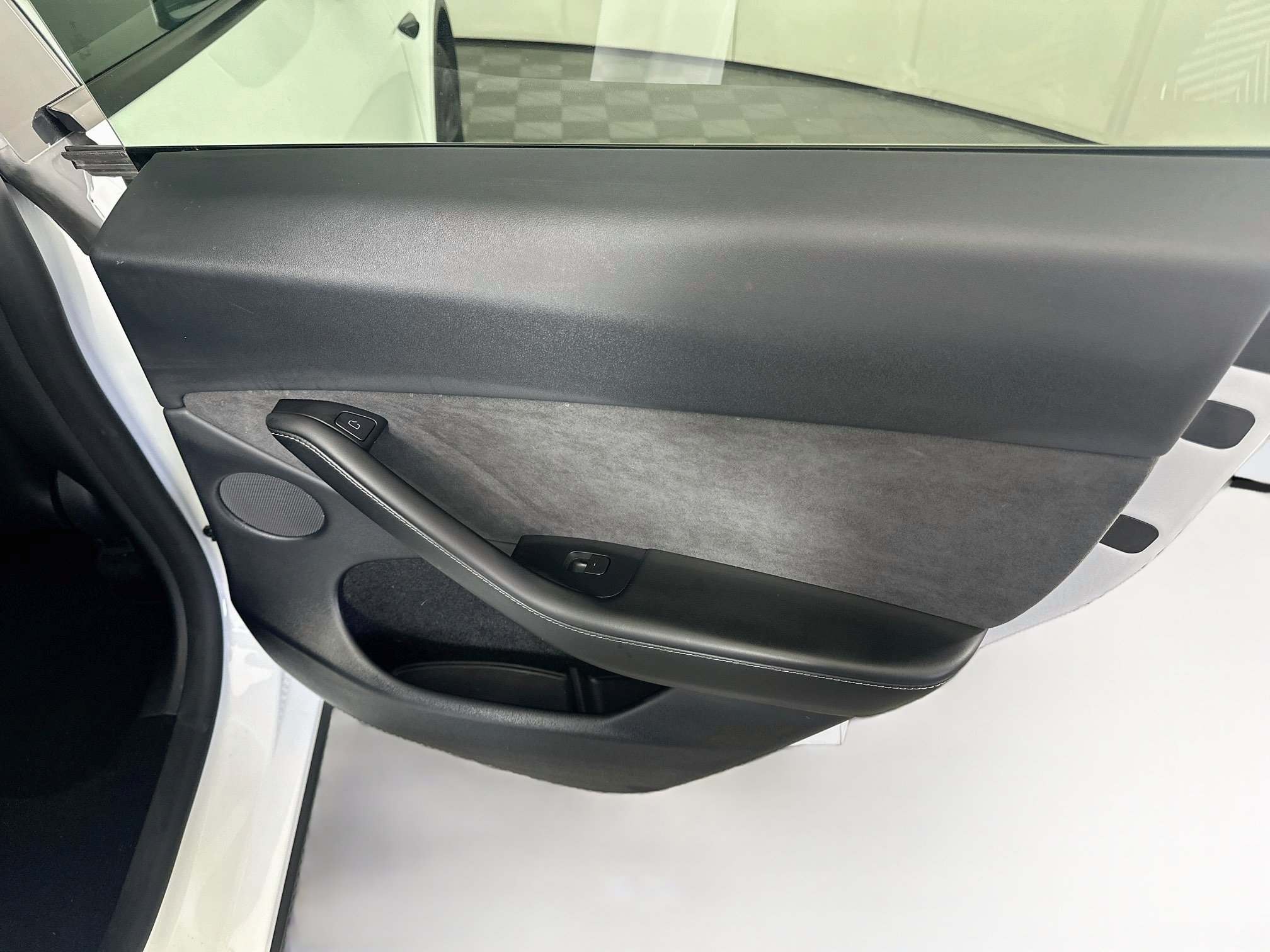 Used 2023 Tesla Model Y Long Range AWD/4WD image 30