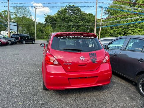 Used 2010 Nissan Versa Hatchback w/ Navigation/Satellite Pkg FWD image 4