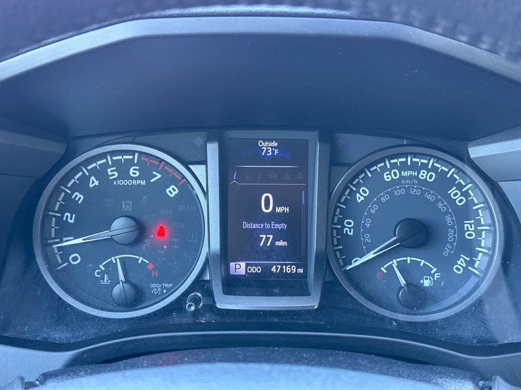 Used 2020 Toyota Tacoma TRD Off-Road w/ TRD Premium Off Road Package AWD/4WD image 29