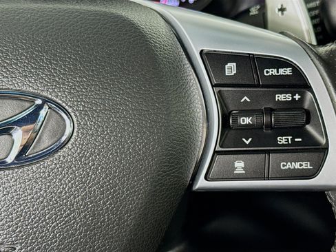 Used 2018 Hyundai Sonata Sport w/ Tech Package 05 FWD image 13